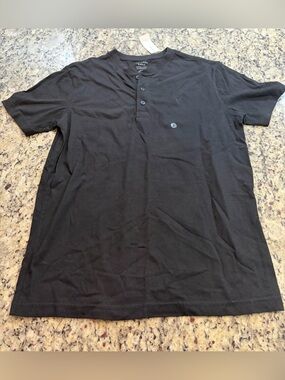 American Eagle Outfitters Black Short-Sleeve Henley Tee